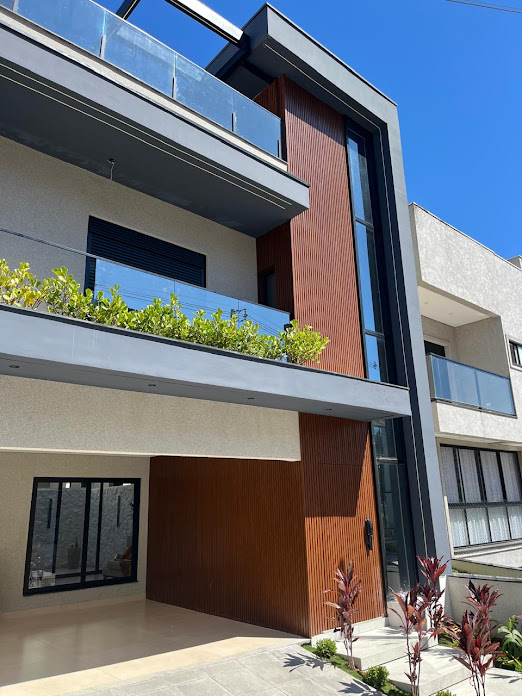 14 Portas Milenar Loja de Portas em Curitiba e Região Metropolitana