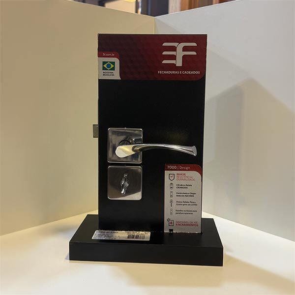 Portas-Milenar-Curitiba-Linha-Fechaduras-IMG_3361